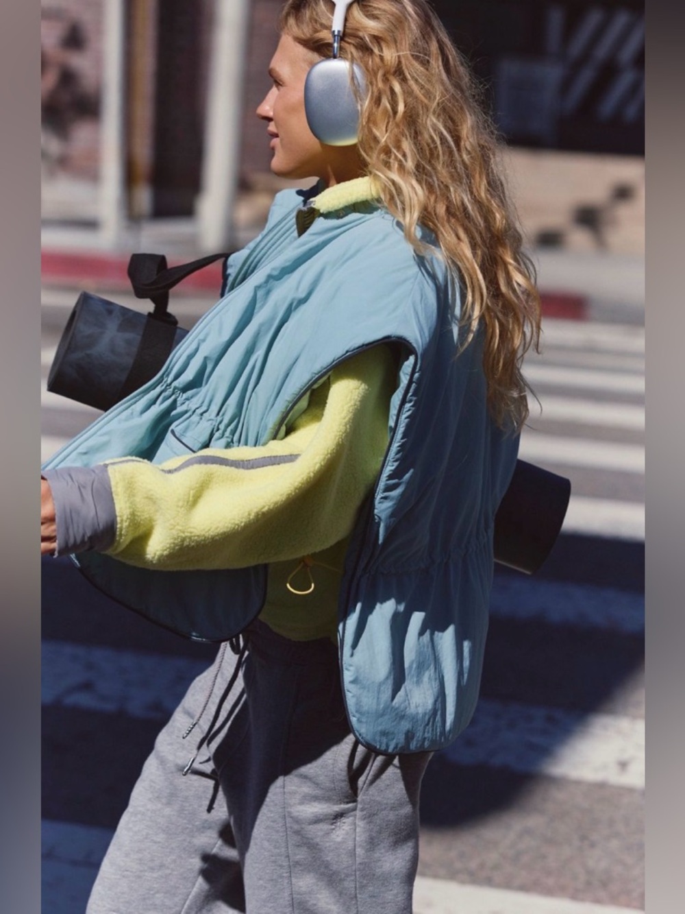FP MOVEMENT by FREE PEOPLE Reflex Reflective Poncho/VEST - Picture 2 of 15